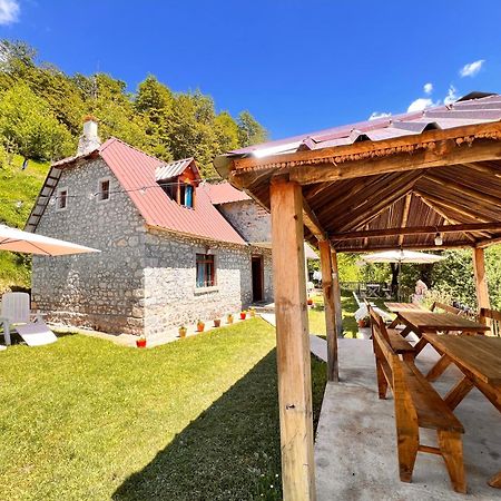 Guest House Gjelaj Theth Εξωτερικό φωτογραφία
