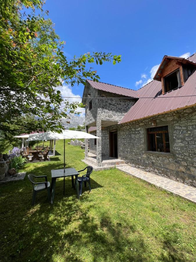 Guest House Gjelaj Theth Εξωτερικό φωτογραφία