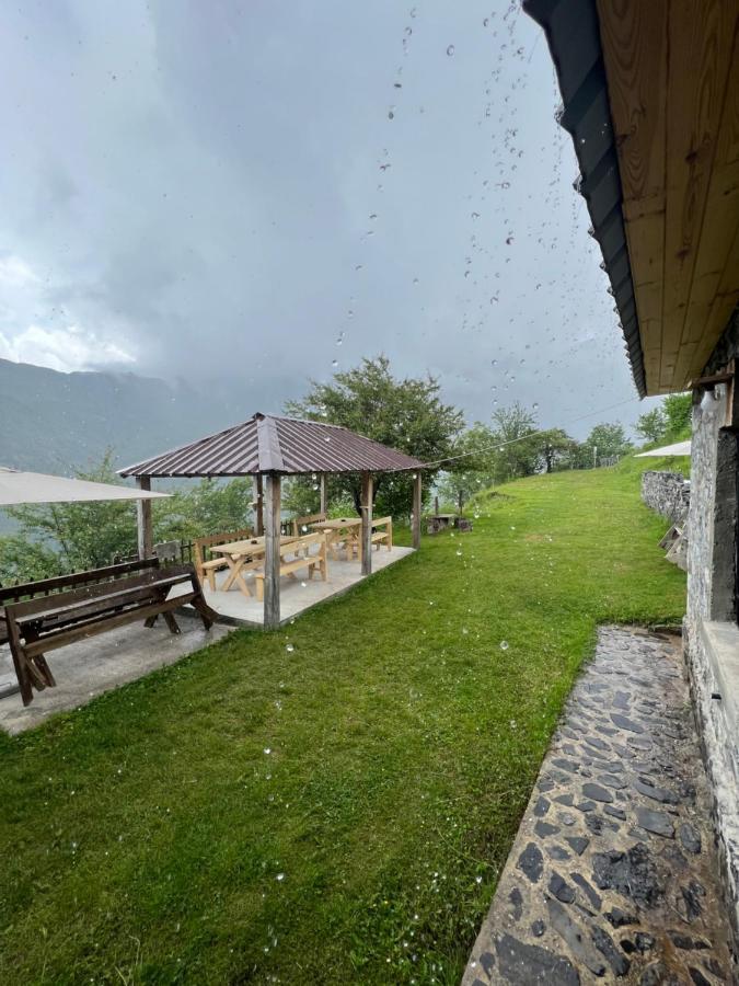 Guest House Gjelaj Theth Εξωτερικό φωτογραφία