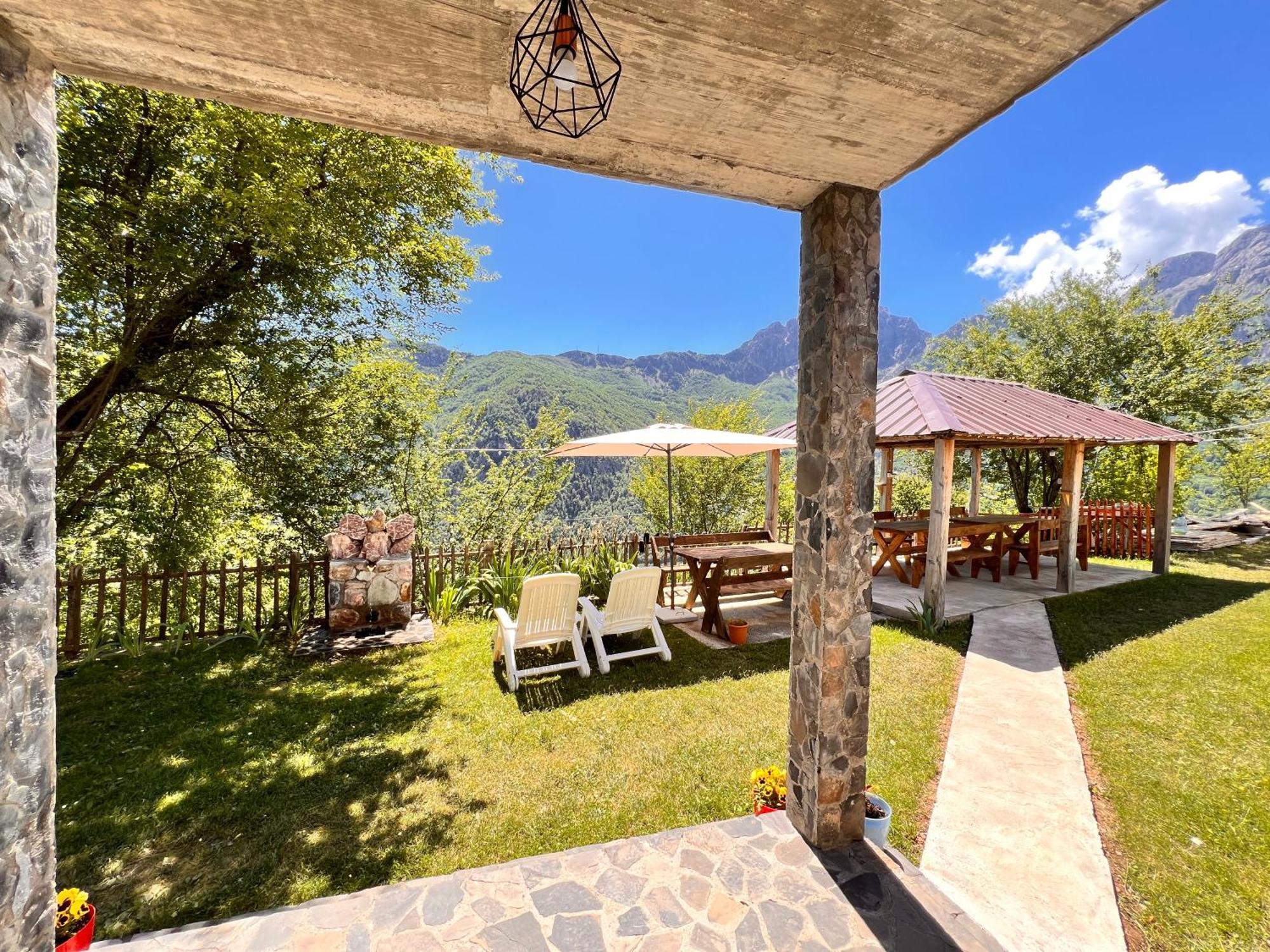 Guest House Gjelaj Theth Εξωτερικό φωτογραφία